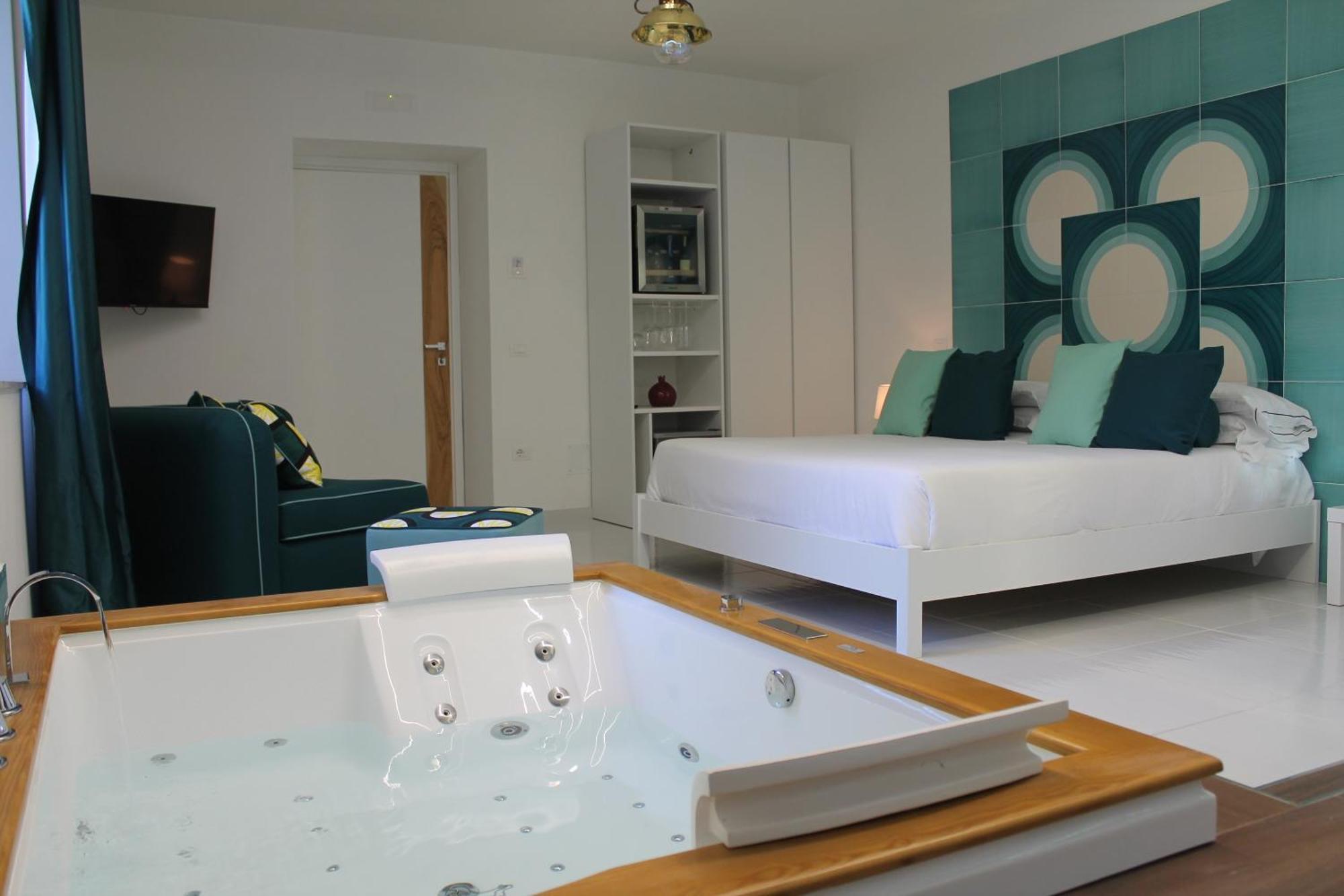 Il Melograno In Costa D'Amalfi - Romantic Experience Vietri Exteriör bild